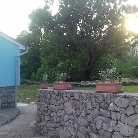 Holiday Home Nora**** Loznati Cres Bagian luar foto