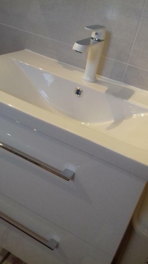 Holiday Home Nora**** Loznati Cres Bagian luar foto
