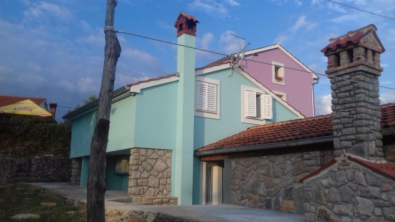 Holiday Home Nora**** Loznati Cres Bagian luar foto